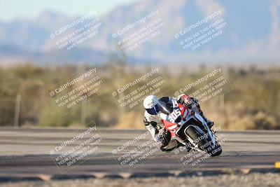 media/Dec-06-2025-CVMA (Sat) [[4a896cc04c]]/Race 15-Formula 2-CVMA Hooligans-American Thunder/